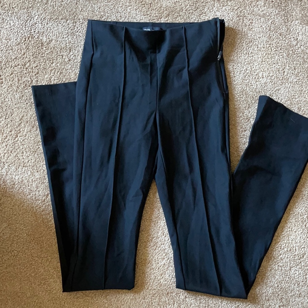 Zara trousers with zipper